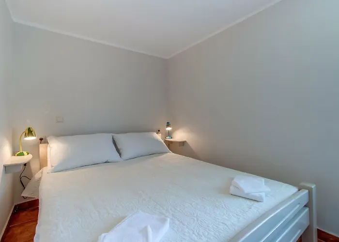 شقة 15th Century House In *