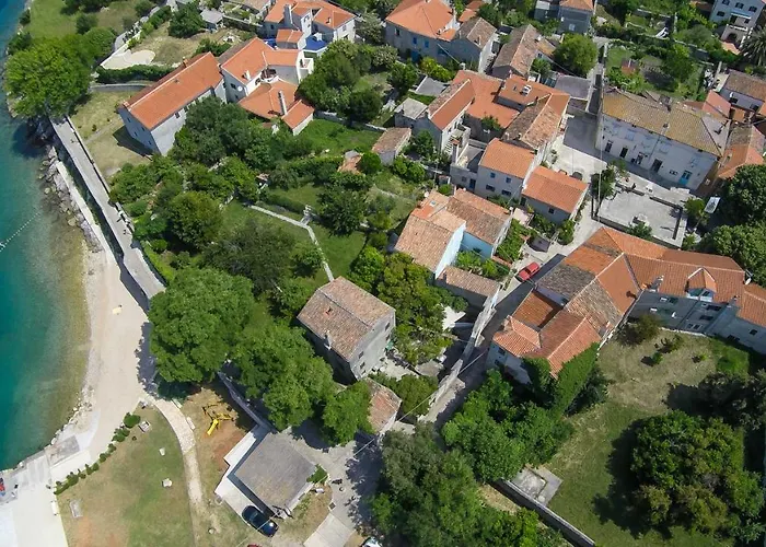 15th Century House In * Osor