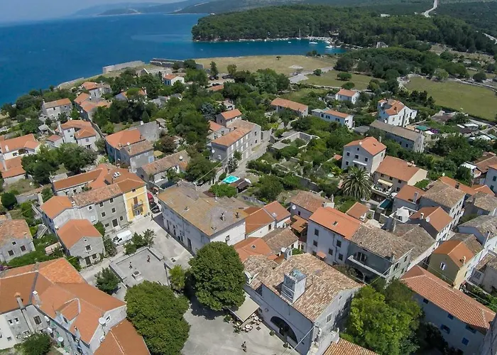 شقة 15th Century House In اوسور