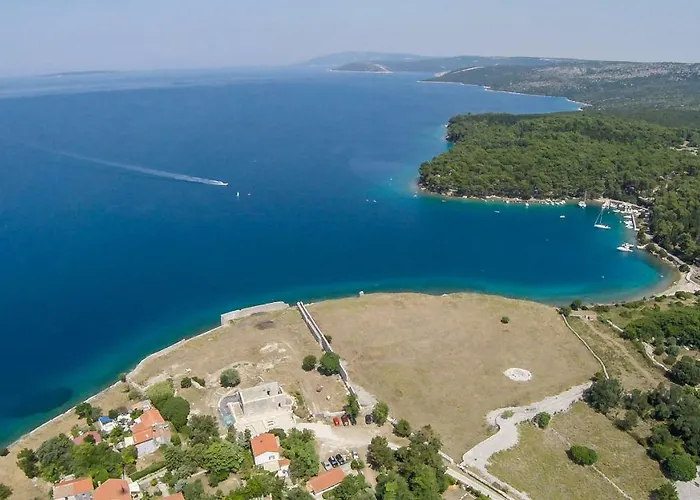 15th Century House In شقة